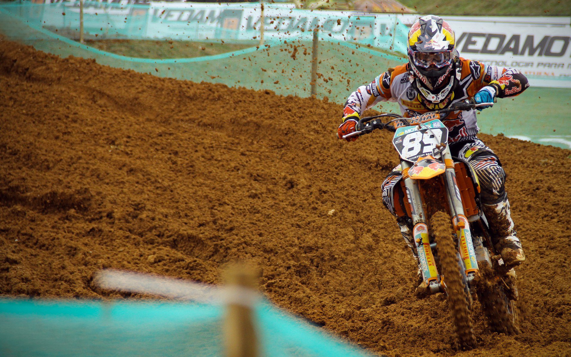 美洲杯激情巡演：明星表演令人热血沸腾，美洲杯经典比赛